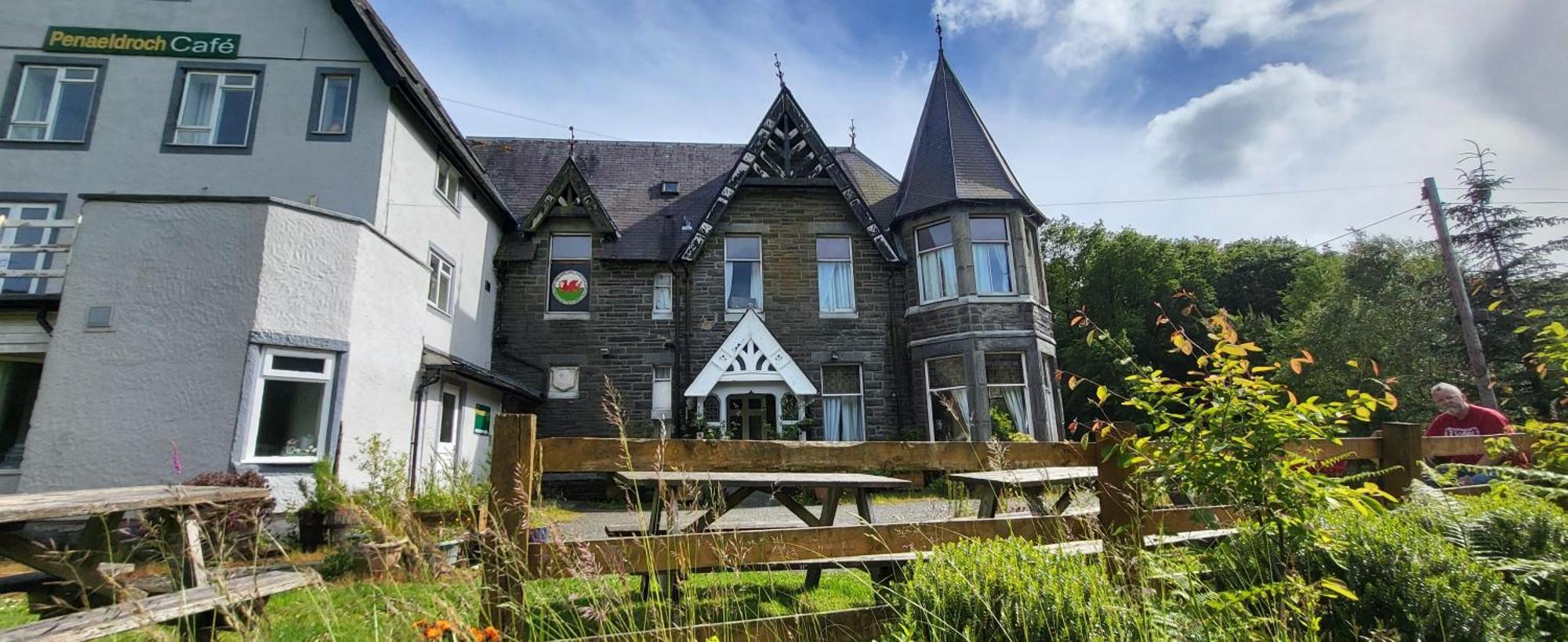 Plas Penaeldroch Manor Dolwyddelan Exterior photo