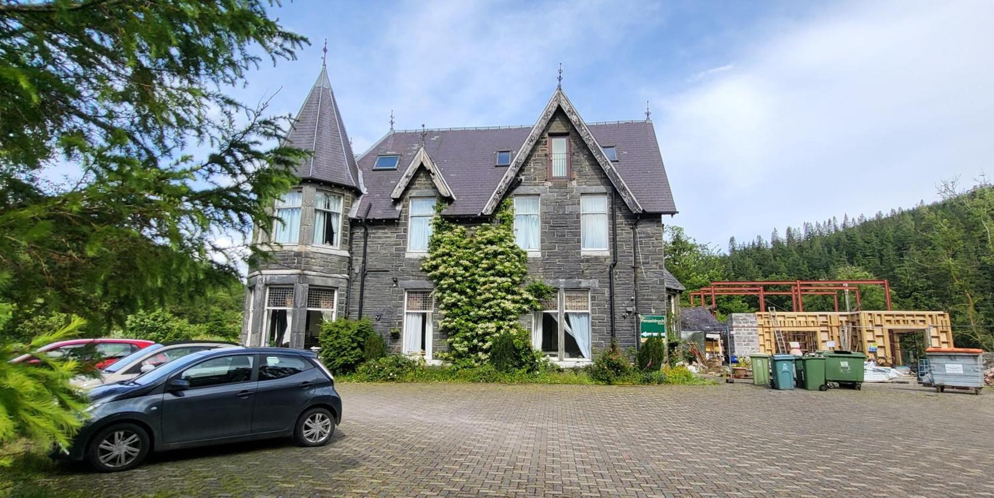 Plas Penaeldroch Manor Dolwyddelan Exterior photo