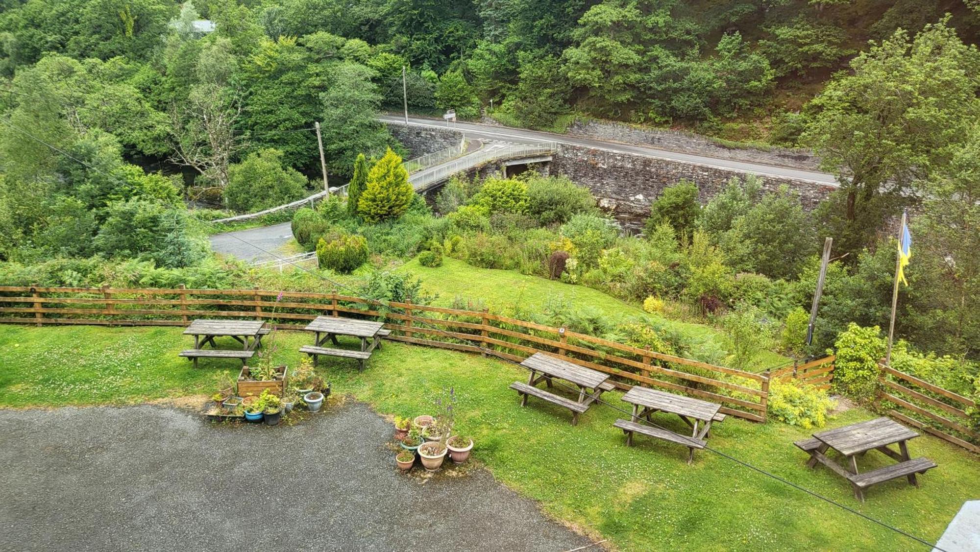 Plas Penaeldroch Manor Dolwyddelan Exterior photo